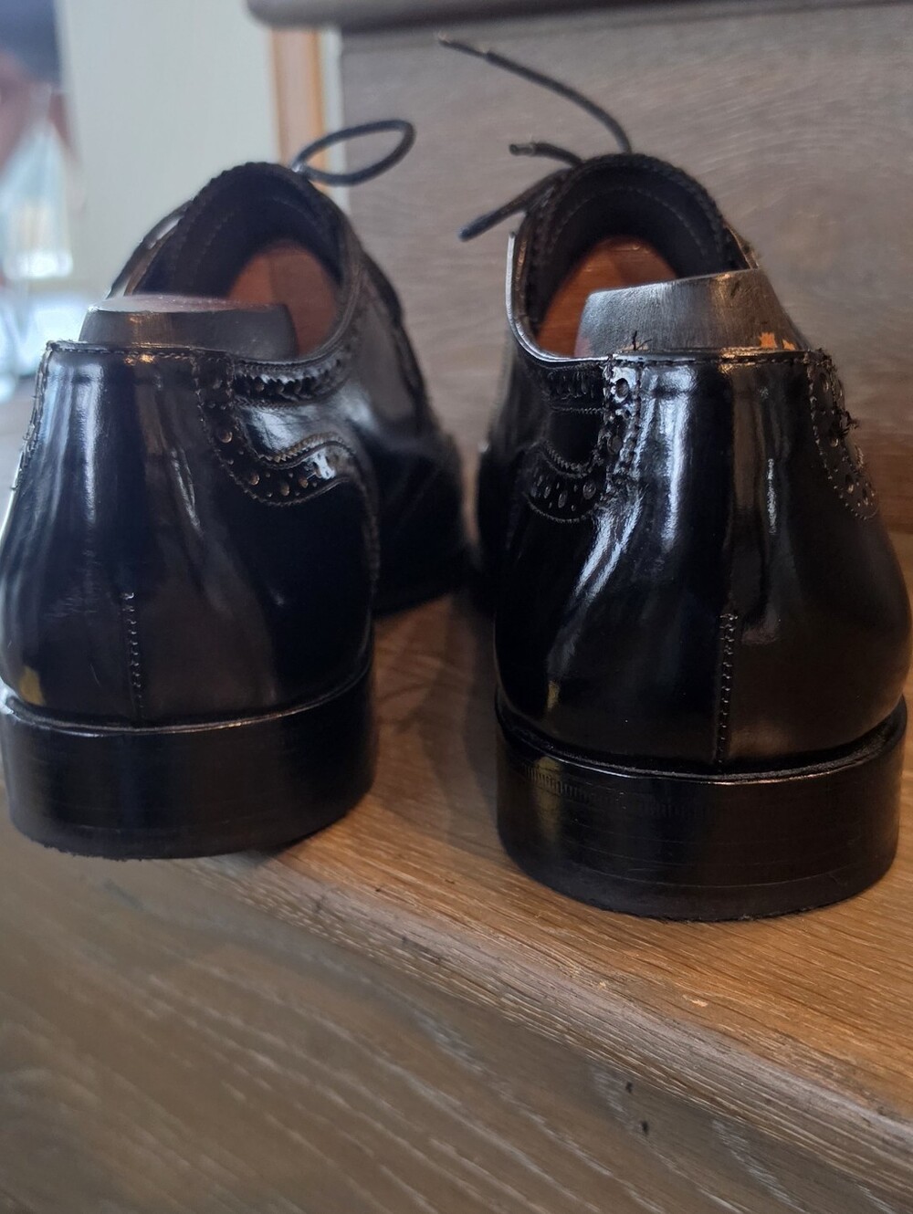 To Boot New York Black Polished Wingtip Derbys - Picture 5 of 9